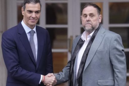 Pedro Sánchez recibe en la Moncloa a Oriol Junqueras