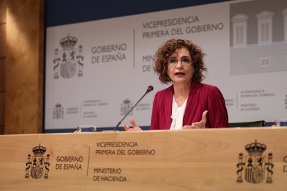 La vicepresidenta primera del Gobierno y ministra de Hacienda, María Jesús Montero, presenta la propuesta del nuevo modelo de financiación autonómica.
Marta Fernández / Europa Press
09 ENERO 2026