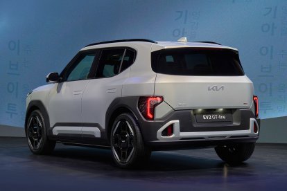 KIA EV2