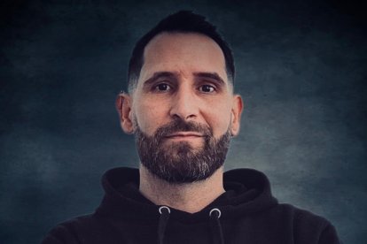 Franky Viudez, organzador del primer concurso de tatuadores.
