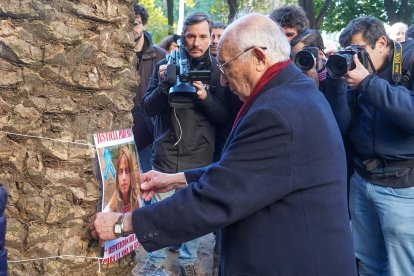 José Antonio Casanueva , abuelo de Marta del Castillo, en el acto de recuerdo que lleva a cabo todos los años por la muerte de su nieta.