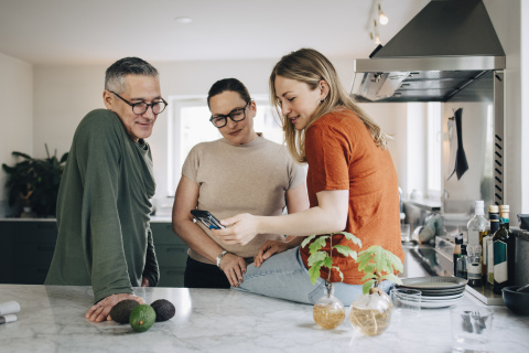 La herramienta interactiva permite descubrir en familia qué apellidos dominan en cada provincia y comparar su distribución territorial con un solo clic.