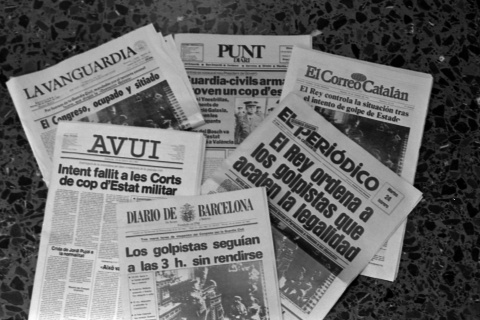 Portadas de los periódicos de Cataluña tras el intento del golpe de estado en el Congreso de los Diputados de Madrid.
