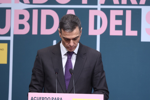 El presidente del Gobierno, Pedro Sánchez, interviene durante el acto de la firma del SMI a 16 de febrero de 2026.