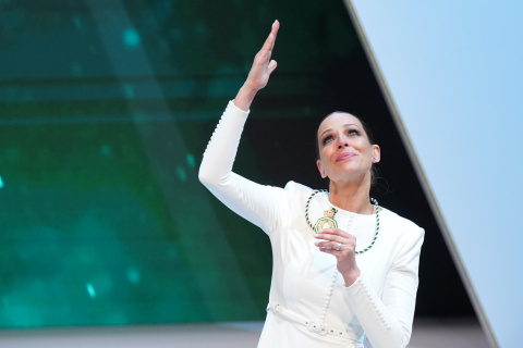Medalla de Andalucía a la Proyección de Andalucía para la presentadora, Eva González.
