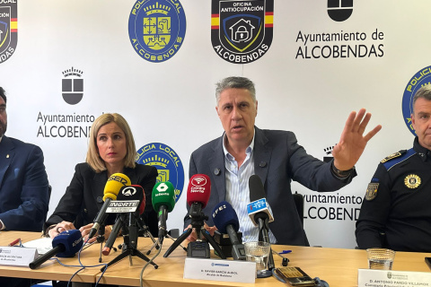 Xabier García Albiol y la Alcaldesa de Alcobendas