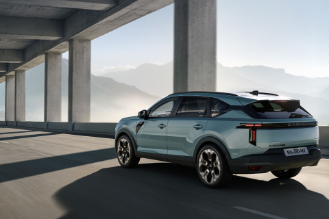 Dacia Striker