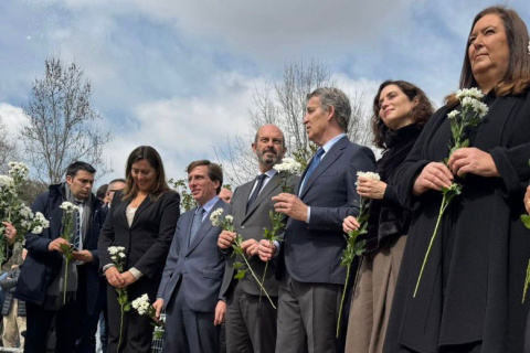 Miembros del PP y de la AVT