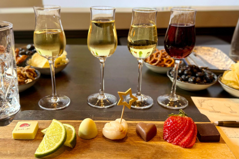 Ayza, donde el vino y el chocolate se encuentran y se entienden.