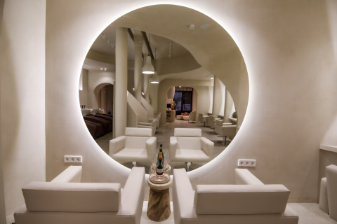 El salón Oramai, en Madrid, ofrece un tratamiento personalizado acorde con las tendencias.