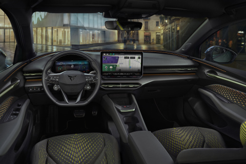 Interior del Cupra Raval