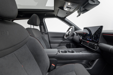 Hyundai ioinq3 interior