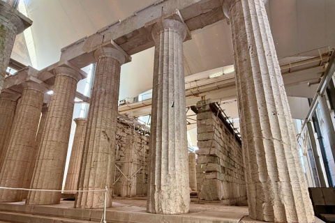 El misterioso templo escondido entre las montañas del Peloponeso.