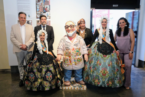 La Exposición del Ninot ha rendido tributo al desaparecido artista Juan Alberto Navarro.
