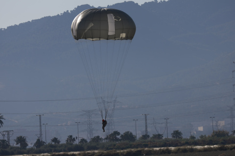 Primer salto en paracaídas de La Princesa Leonor en la Base Aérea de Alcantarilla 02/6/2026