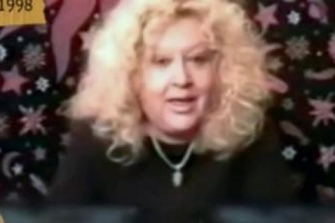 La bruja Lola en sus años como echadora de cartas.