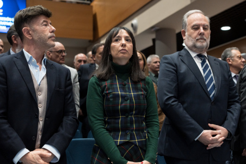 El fiscal jefe de la Audiencia Nacional, Jesús Alonso Cristóbal y la directora general de la Guardia Civil, Mercedes González.