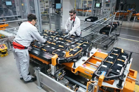 fábrica de baterias AESC Extremadura
