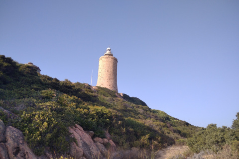 Faro Camarinal.