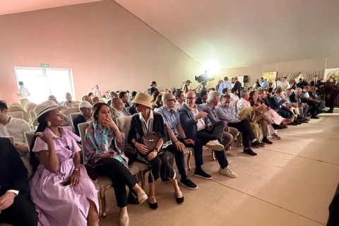La asistencia de público al encuentro sobre el sufismo tuvo una asistencia mayoritaria de expertos, ministros y fuerzas vivas de origen internacional.
Foto-Atalayar, Javier Fernández Arribas