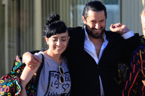 Rafael Amargo sale del Centro Penitenciario de Soto del Real con su novia, Luciana Bogniano, a 12 de Abril de 2024 en Madrid (España).