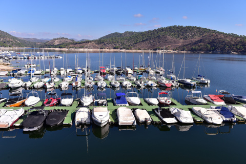Puerto deportivo en el embalse de San Juan @Comunidad de Madrid