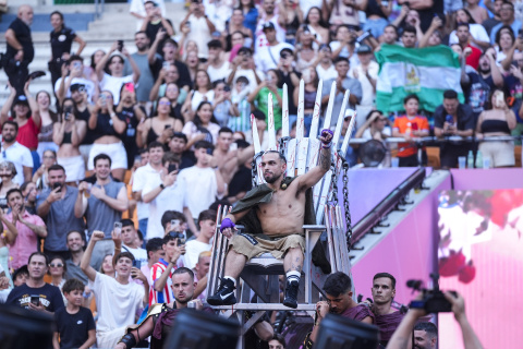 El streamer, Pereira7, durante la quinta edición de La Velada del Año en el Estadio de La Cartuja.