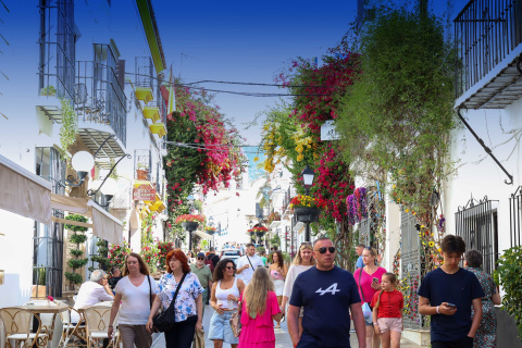 Turistas en Marbella (Málaga)