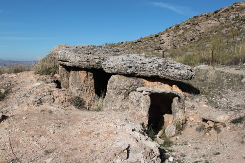 Dolmen 134 del Parque Megalítico de Gorafe situado en la Hoya del Conquil. Gorafe,