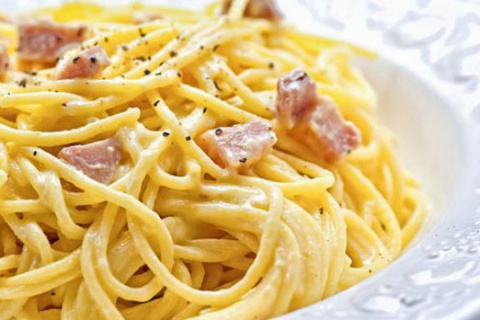 Espaguetis la carbonara