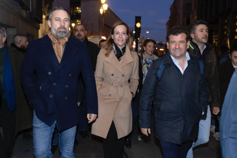 Santiago Abascal, Isabel Pérez Moñino y Ricardo Chamorro