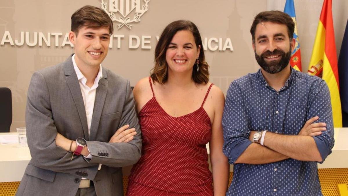 Los concejales socialistas Borja Sanjuan, Sandra Gómez y Javier Mateo