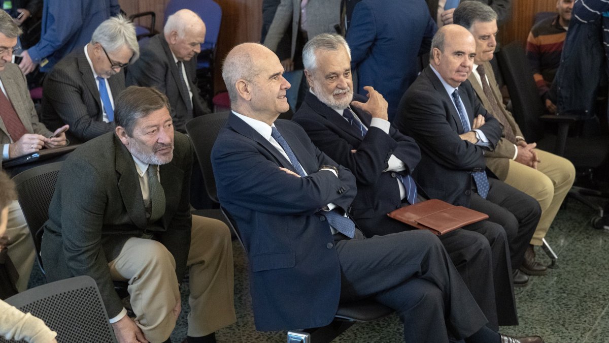 Los expresidentes de Andalucía Manuel Chaves y José Antonio Griñán en el juicio del caso ERE.