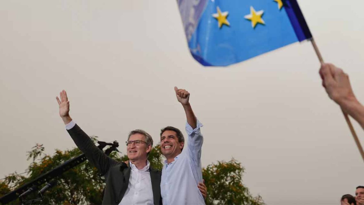 Mazón y Feijóo en un mitin en Valencia por las elecciones europeas