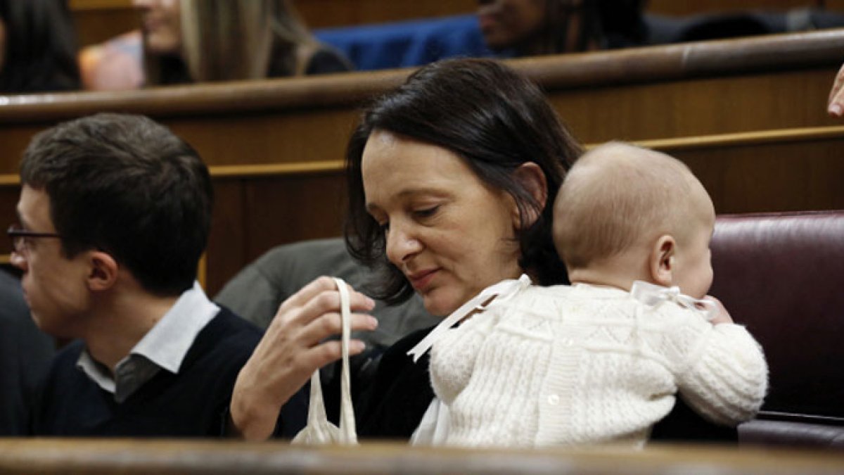 La de Bescansa con su bebé fue la foto de la jornada en el Congreso.