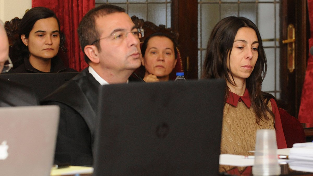 Las acusadas: Triana Martínez, Montserrat González y Raquel Gago.