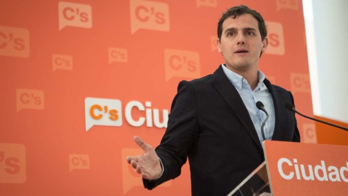 Albert Rivera, en una comparecencia ante los periodistas antes de su viaje a Venezuela