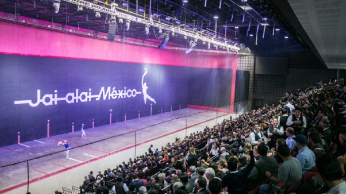 El frontón del Jai Alai de Ciudad de México se ha vuelto abrir.