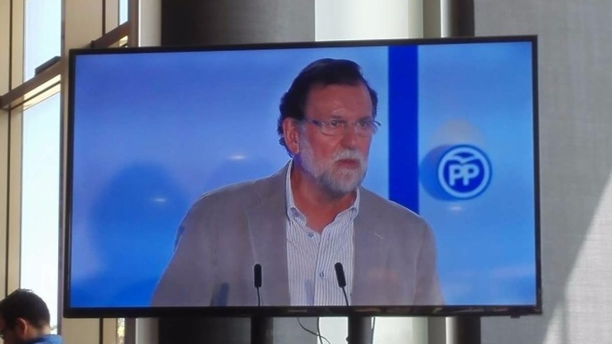 Mariano Rajoy visto a través del plasma