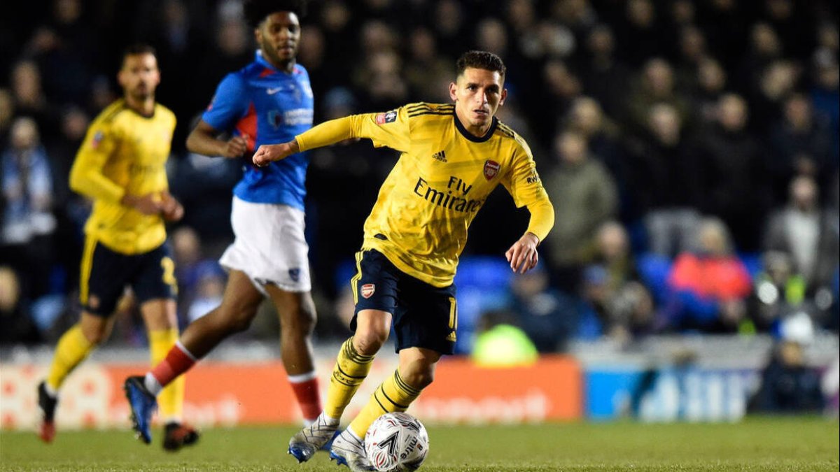 Lucas Torreira, en un partido con el Arsenal.