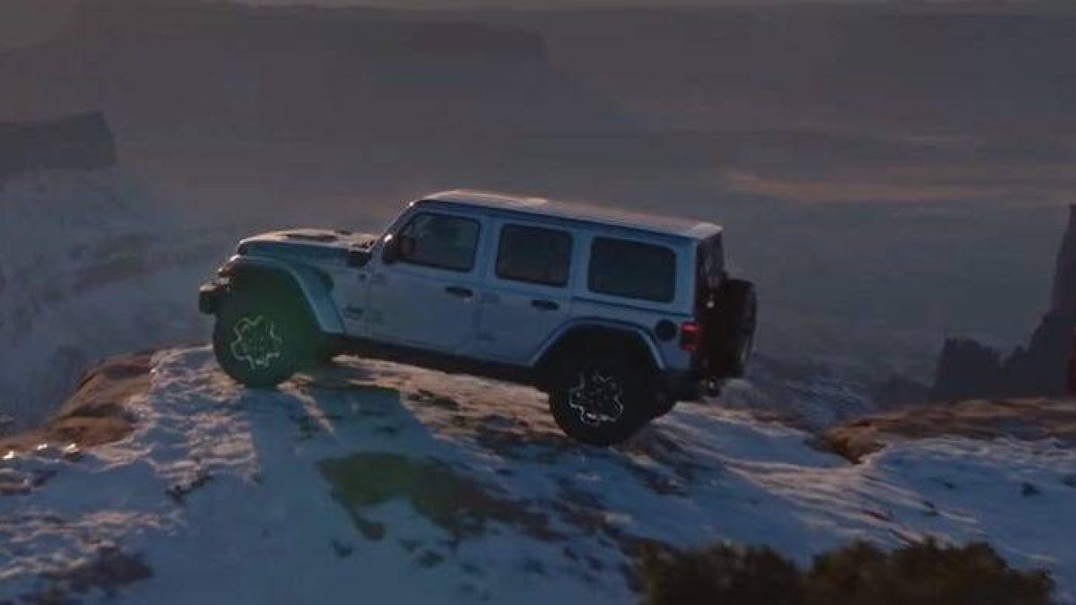 Jeep prepara la llegada del Wrangler 4Xe y el Commander