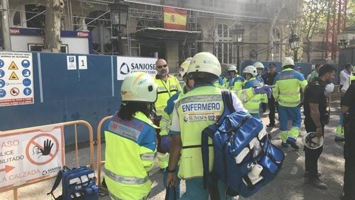 Los servicios de emergencia.