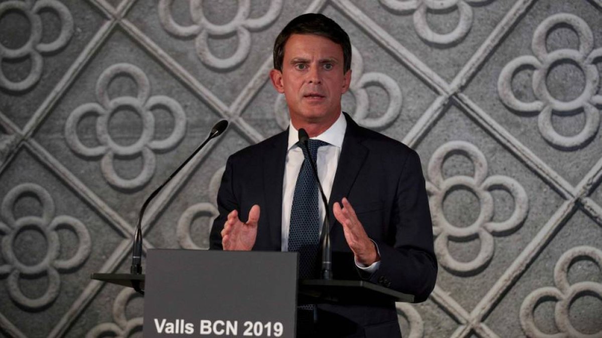 Manuel Valls durante la presentación de su candidatura.