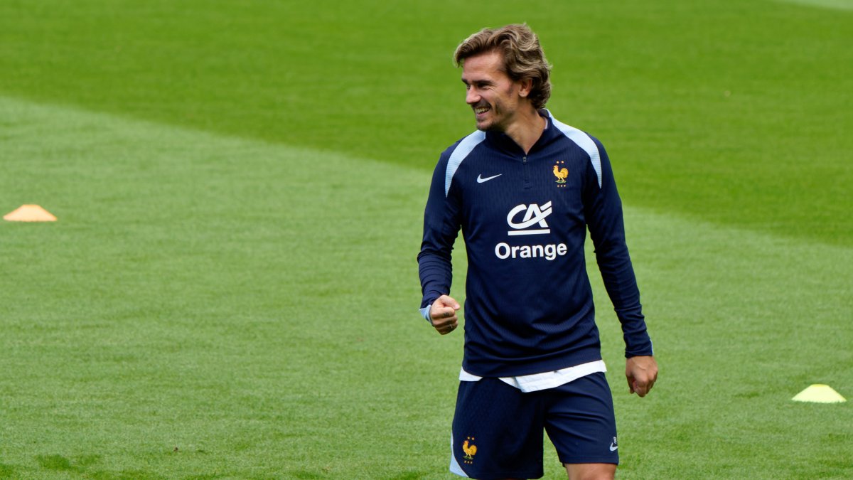 Griezmann, entrenando con Francia.