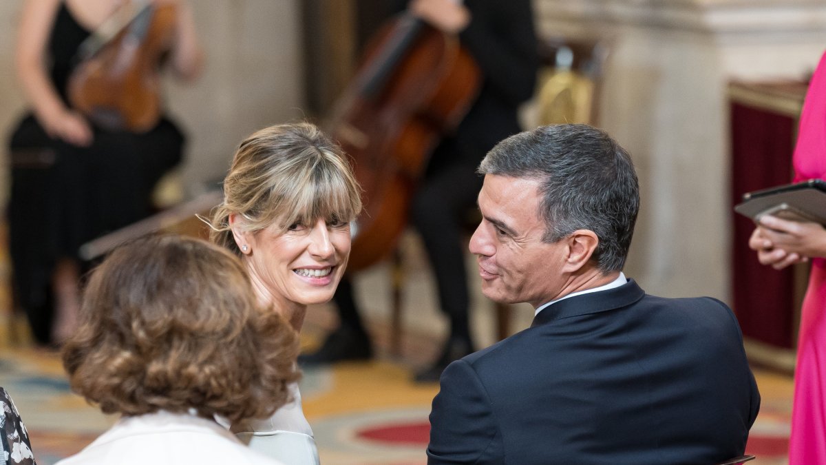 El presidente del Gobierno, Pedro Sánchez, y su mujer, Begoña Gómez, en una imagen reciente