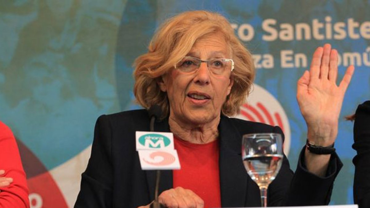 Los 120.000 euros en billetes que arruinan la imagen impoluta de Manuela Carmena