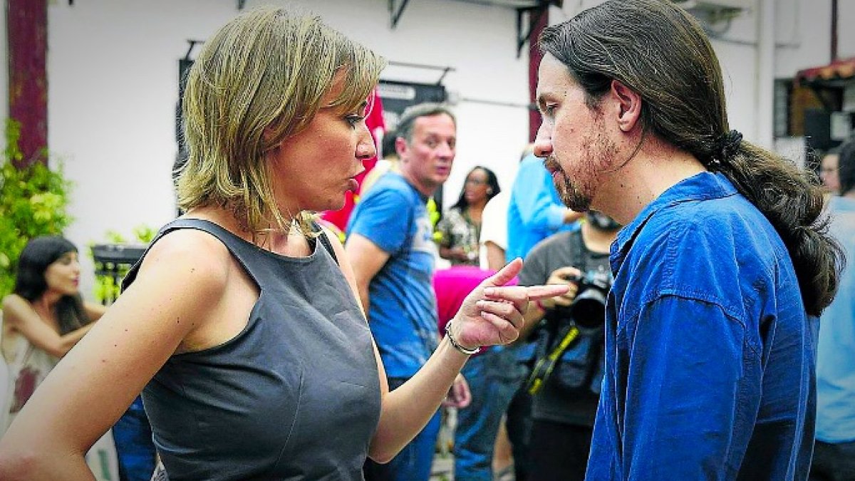 Tania Sánchez junto a Pablo Iglesias, en una imagen de archivo.