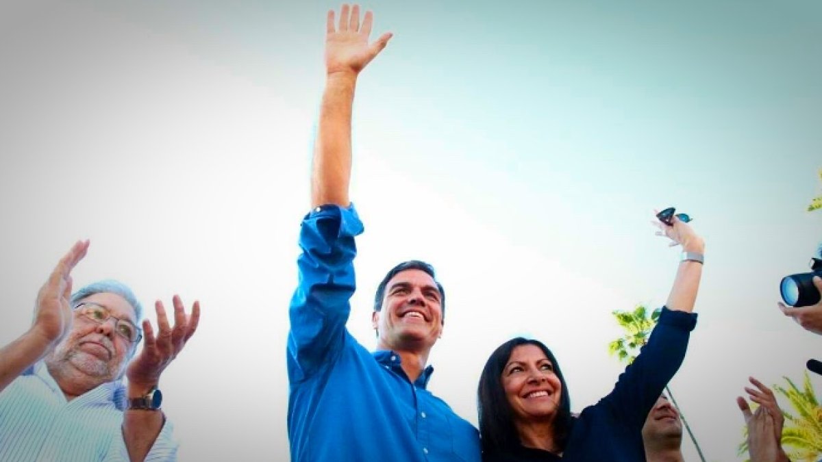 Pedro Sánchez y la alcaldesa de París, Anne Hidalgo, este viernes.