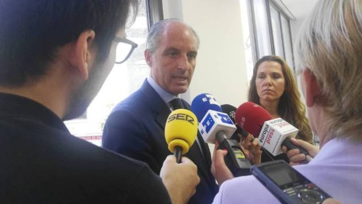 Anticorrupción insiste con Francisco Camps tras siete fracasos