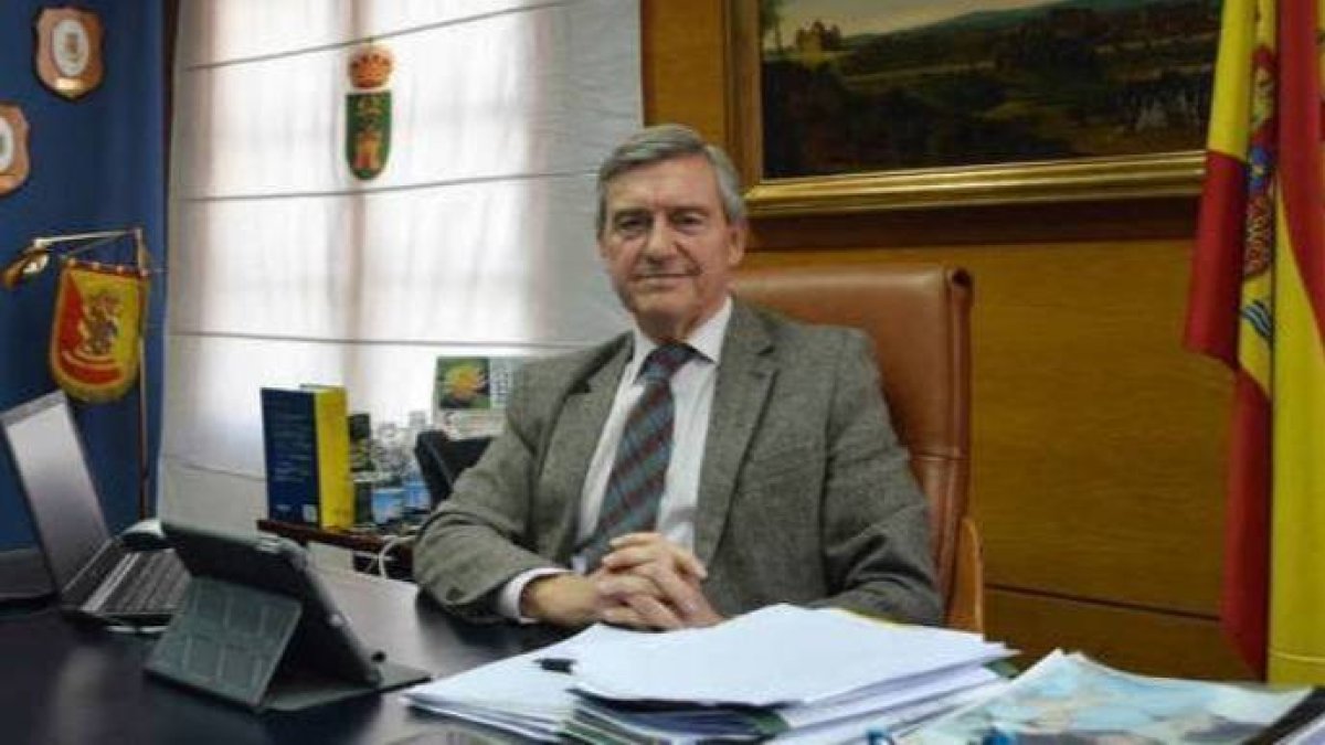 José Jover (PP), alcalde de Villaviciosa